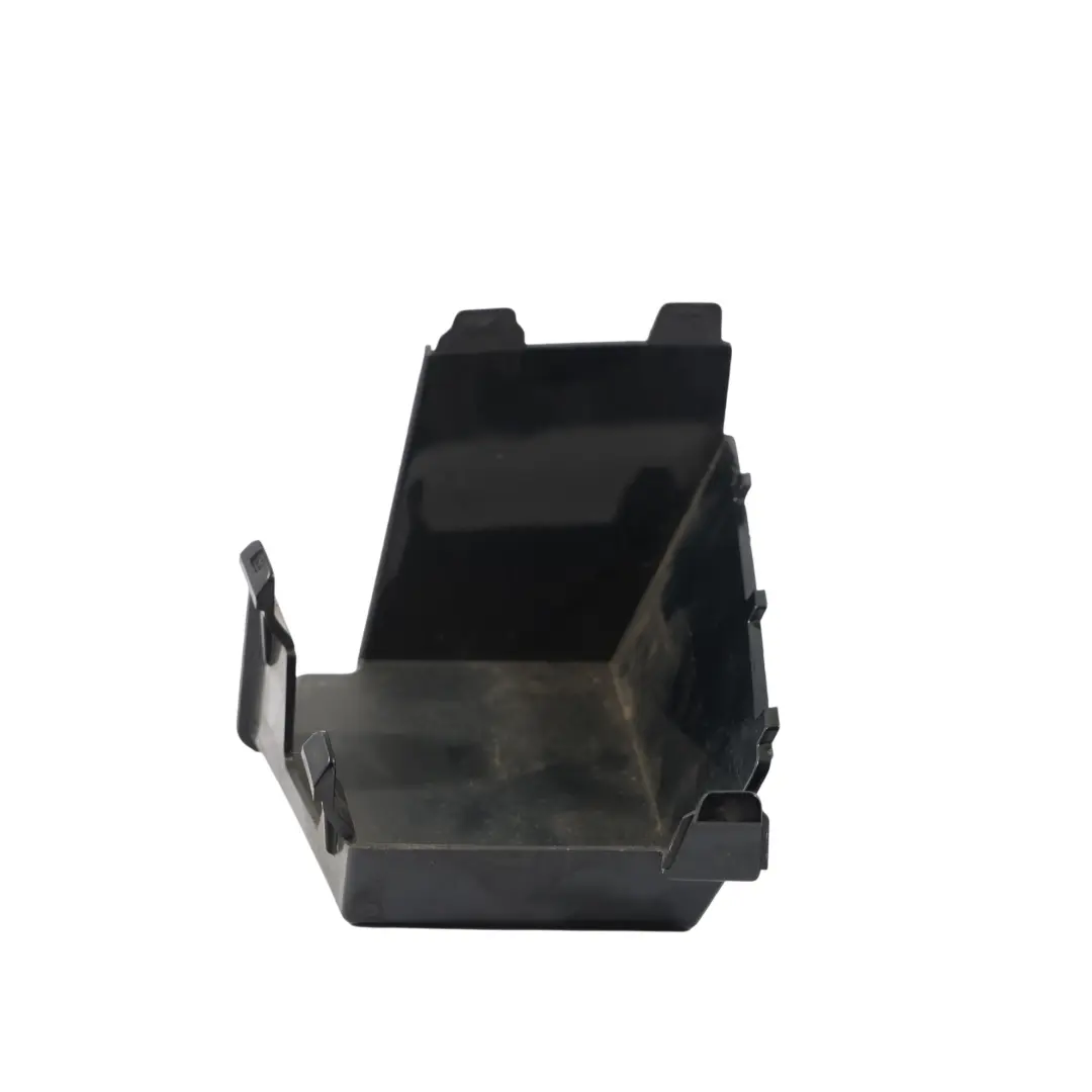 Front Right Air Intake Ventilation Duct Lid Part Right O/S 8070940 to BMW F40 with Part number 8070944 BMW F40 Front Right Air Intake Ventilation Duct Lid Part Right O/S 8070940 - SKU 8070944 - Part number 8070944