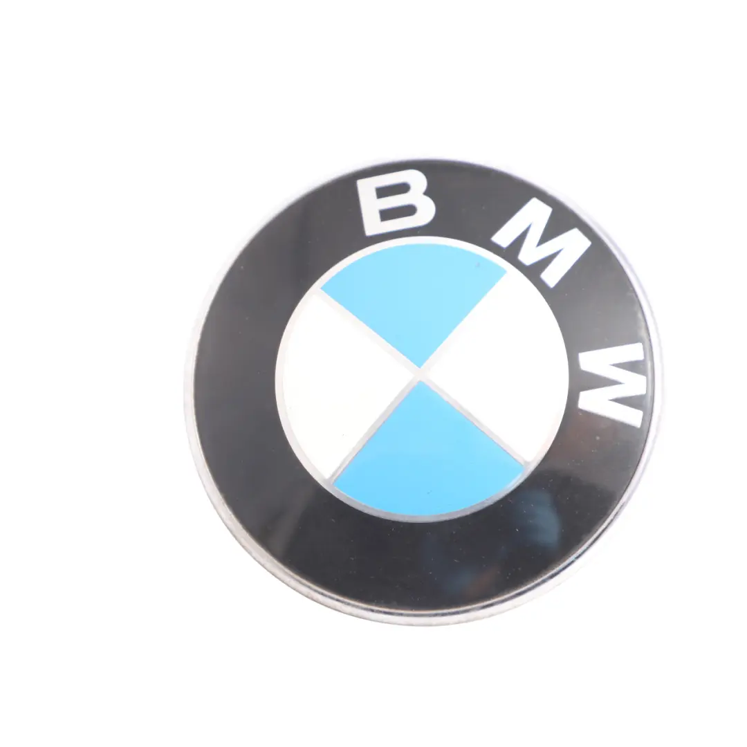 Emblemat Maski Bagażnika do BMW E46 X5 E53 E70 E60 E65 E81 E87 E90 E91 o numerze 8132375 BMW E46 X5 E53 E70 E60 E65 E81 E87 E90 E91 Emblemat Maski Bagażnika - SKU 8132375-12 - Numer Części 8132375