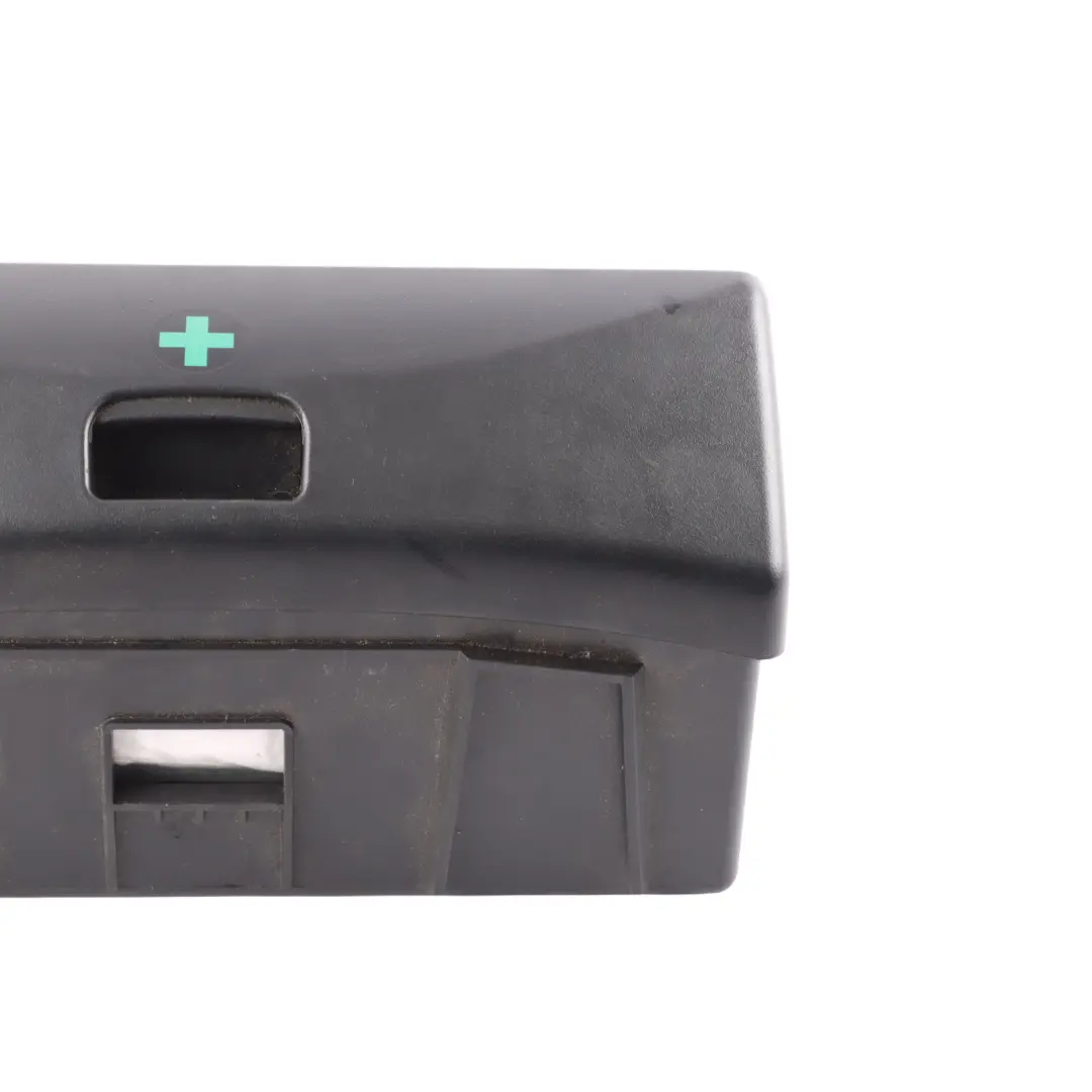 Sitzbefestigung Erste Hilfe Set Medic Box Gehäuseabdeckung für BMW E46 mit Teilenummer 8267538 BMW E46 Sitzbefestigung Erste Hilfe Set Medic Box Gehäuseabdeckung - SKU 8267538-3 - Teilenummer 8267538