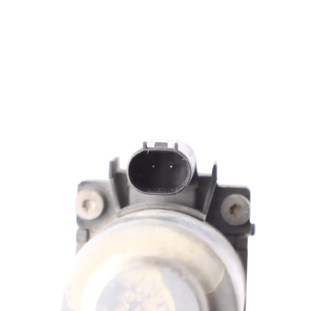 Coolant Heater Shut Off Valve to BMW X5 E53 with Part number 8381133 BMW X5 E53 Coolant Heater Shut Off Valve - SKU 8381133 - Part number 8381133
