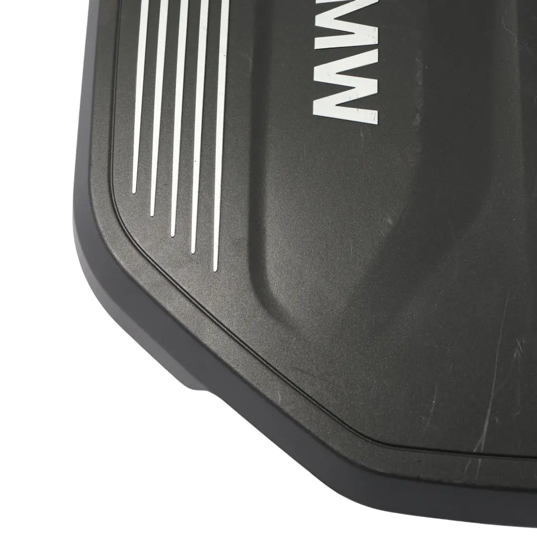 Coperchio Motore Benzina B58 per BMW F30 F31 F32 F33 F36 LCI G11 G12 con numero di parte 8616573 BMW F30 F31 F32 F33 F36 LCI G11 G12 Coperchio Motore Benzina B58 - SKU 8616573-1 - Numero di parte 8616573