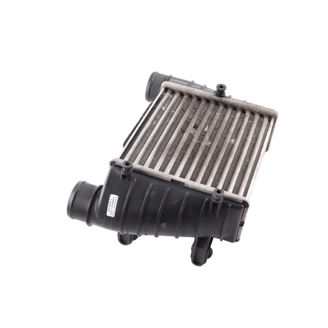 Refroidisseur Air Charge Intermédiaire Radiateur 3.0 TDI pour Audi A4 B7 à propos du numéro de pièce 8E0145806Q Audi A4 B7 Refroidisseur Air Charge Intermédiaire Radiateur 3.0 TDI - SKU 8E0145806Q - Numéro de pièce 8E0145806Q