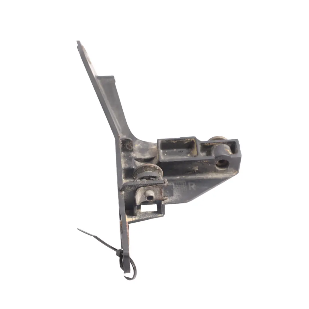 Audi A4 B7 Front Bumper Upper Mount Holder Support Bracket Right O/S - SKU 8E0805364 - Part number 8E0805364