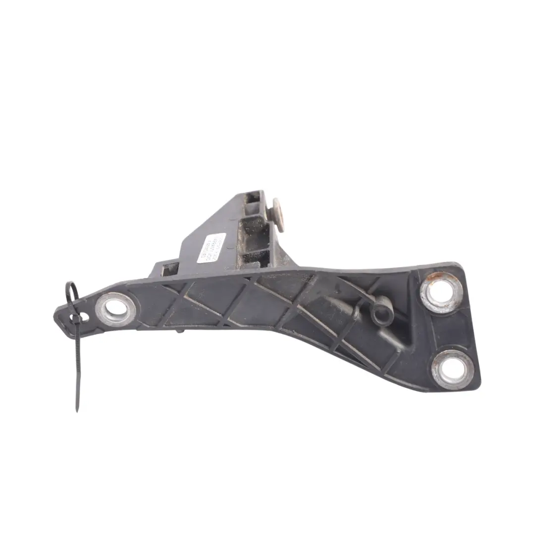 Front Bumper Upper Mount Holder Support Bracket Right O/S to Audi A4 B7 with Part number 8E0805364 Audi A4 B7 Front Bumper Upper Mount Holder Support Bracket Right O/S - SKU 8E0805364 - Part number 8E0805364