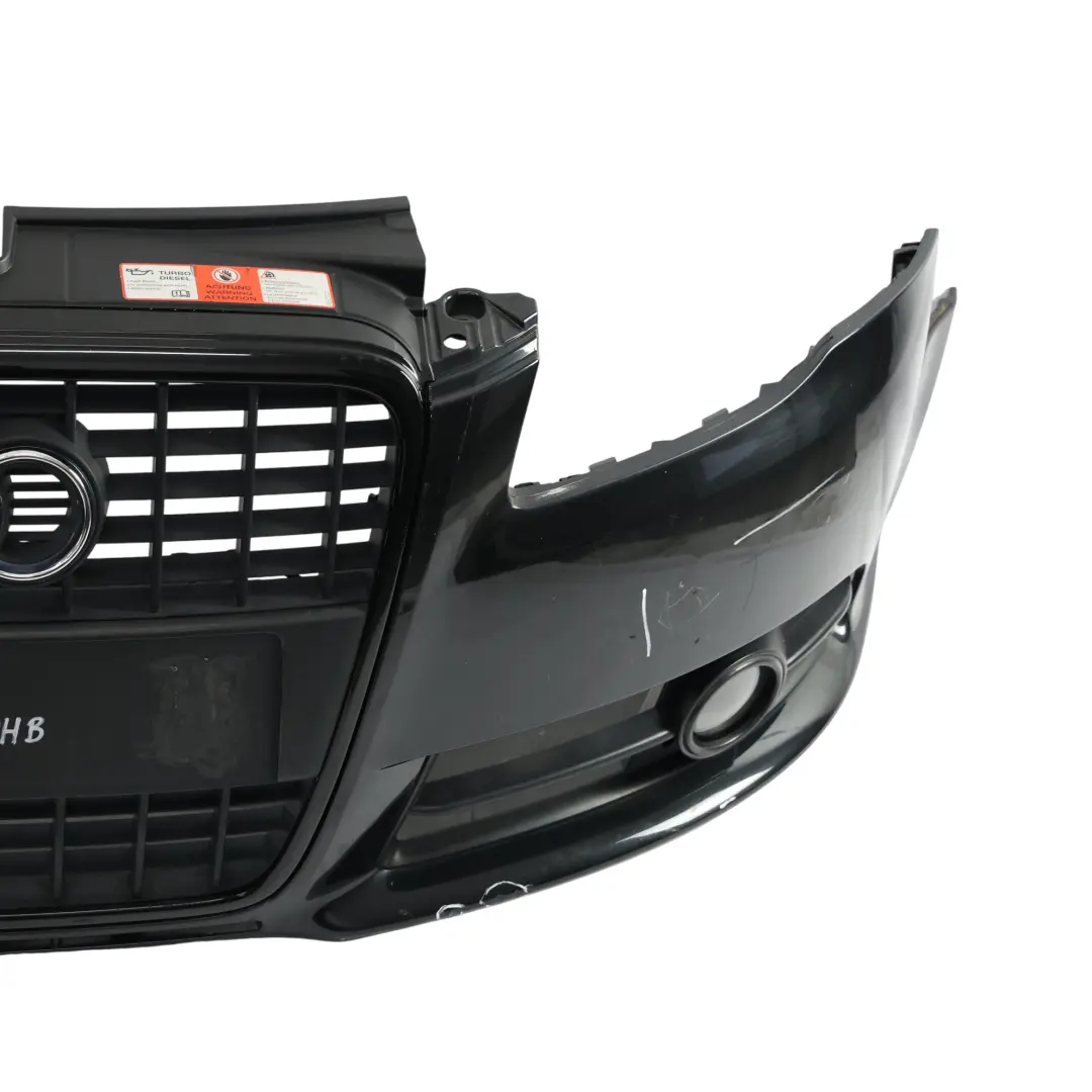 Zderzak Przedni Phantom Black Czarny - Z9Y do Audi A4 B7 o numerze 8E0807105E Audi A4 B7 Zderzak Przedni Phantom Black Czarny - Z9Y - SKU 8E0807105E-PHB - Numer Części 8E0807105E