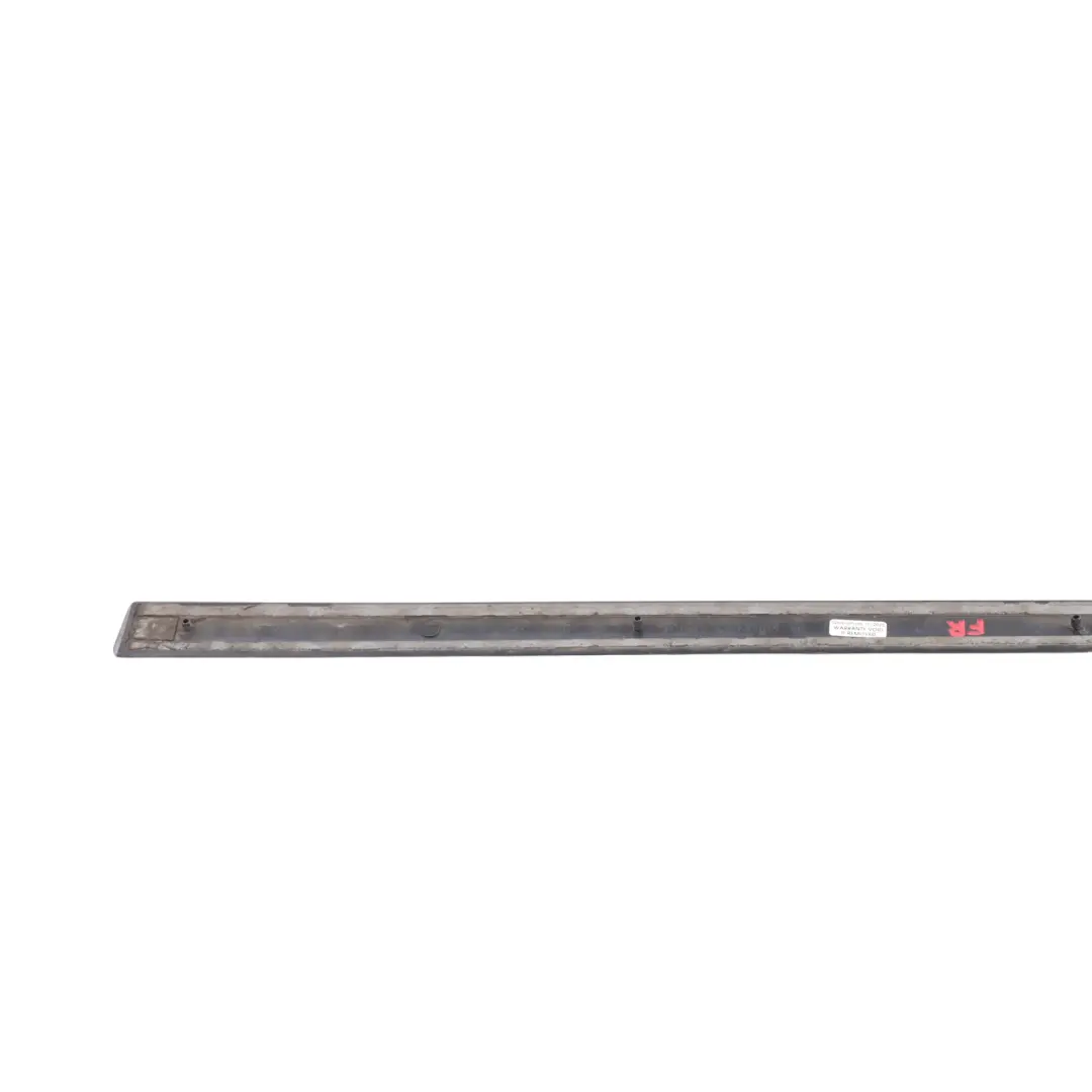 Listwa Drzwi Przednia Prawa Czarny Phantom Z9Y do Audi A4 B7 o numerze 8E0853954 Audi A4 B7 Listwa Drzwi Przednia Prawa Czarny Phantom Z9Y - SKU 8E0853954-PHB - Numer Części 8E0853954