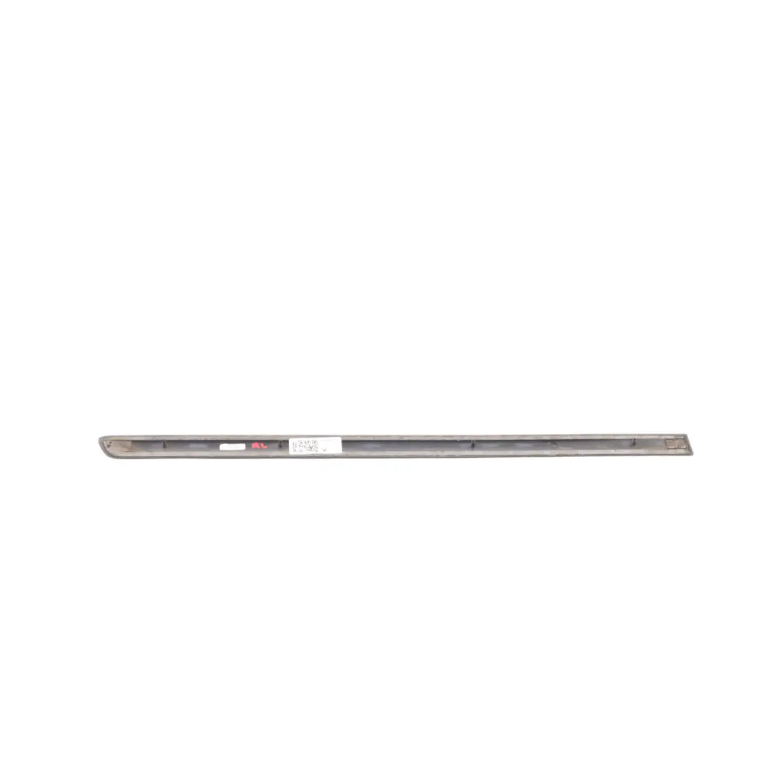 Moulure Porte Arrière Gauche S-Line Noir Phantom Z9Y pour Audi A4 B7 à propos du numéro de pièce 8E0853963 Audi A4 B7 Moulure Porte Arrière Gauche S-Line Noir Phantom Z9Y - SKU 8E0853963-PHB - Numéro de pièce 8E0853963
