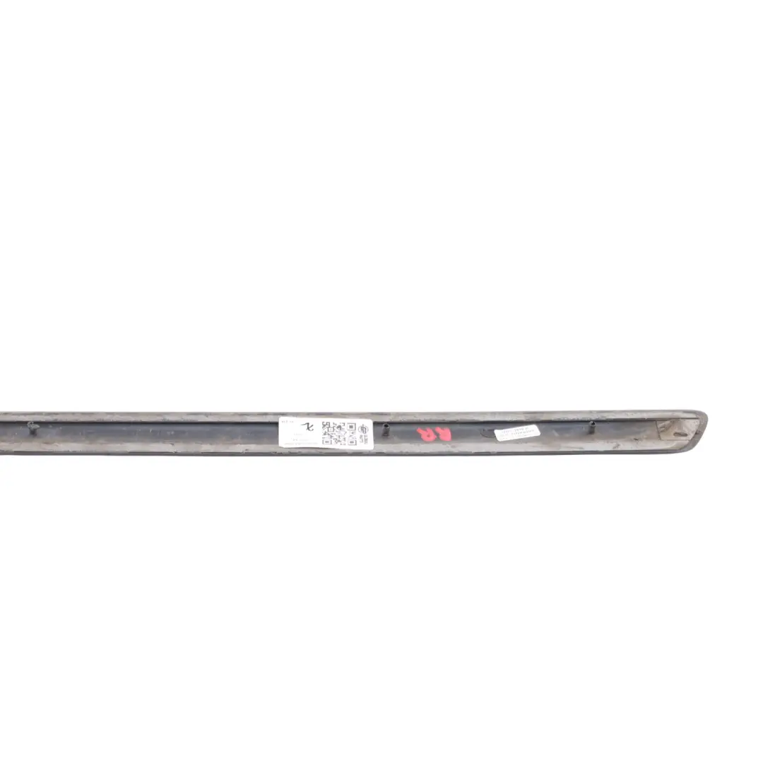 Türleiste Hinten S Line Rechts Phantomschwarz Z9Y für Audi A4 B7 mit Teilenummer 8E0853964 Audi A4 B7 Türleiste Hinten S Line Rechts Phantomschwarz Z9Y - SKU 8E0853964-PHB - Teilenummer 8E0853964