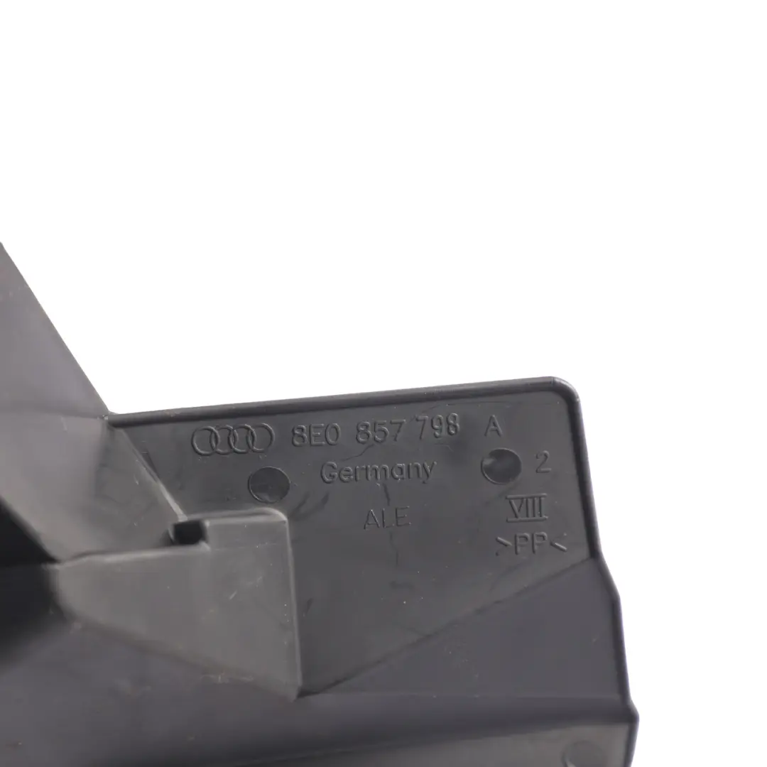 Belt Buckle Lower Belt Rear Right O/S Latch 8E0857740D to Audi A4 B7 Seat with Part number 8E0857798A Audi A4 B7 Seat Belt Buckle Lower Belt Rear Right O/S Latch 8E0857740D - SKU 8E0857798A - Part number 8E0857798A