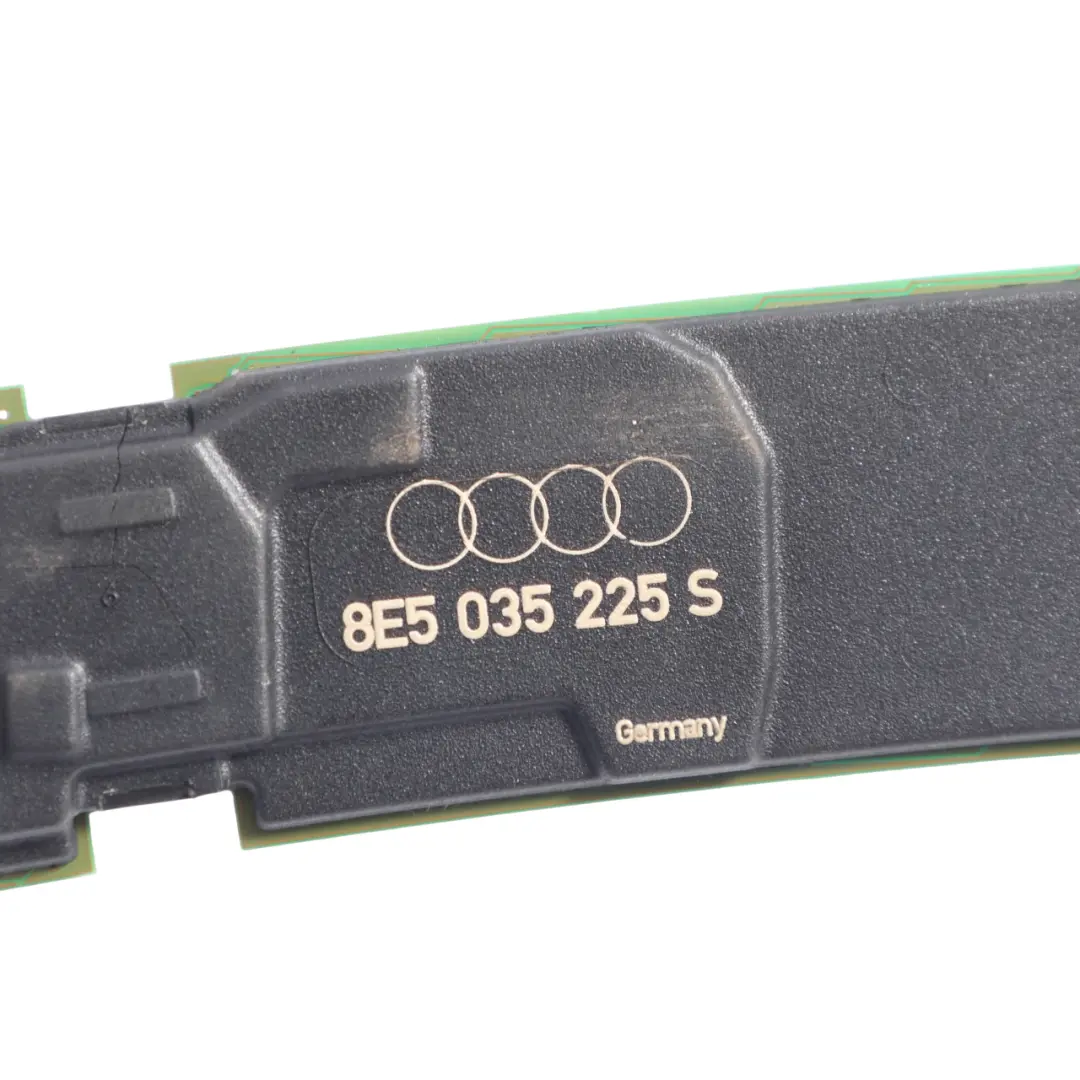 Audi A4 B7 Module Amplificateur Antenne Vitre - SKU 8E5035225S - Numéro de pièce 8E5035225S