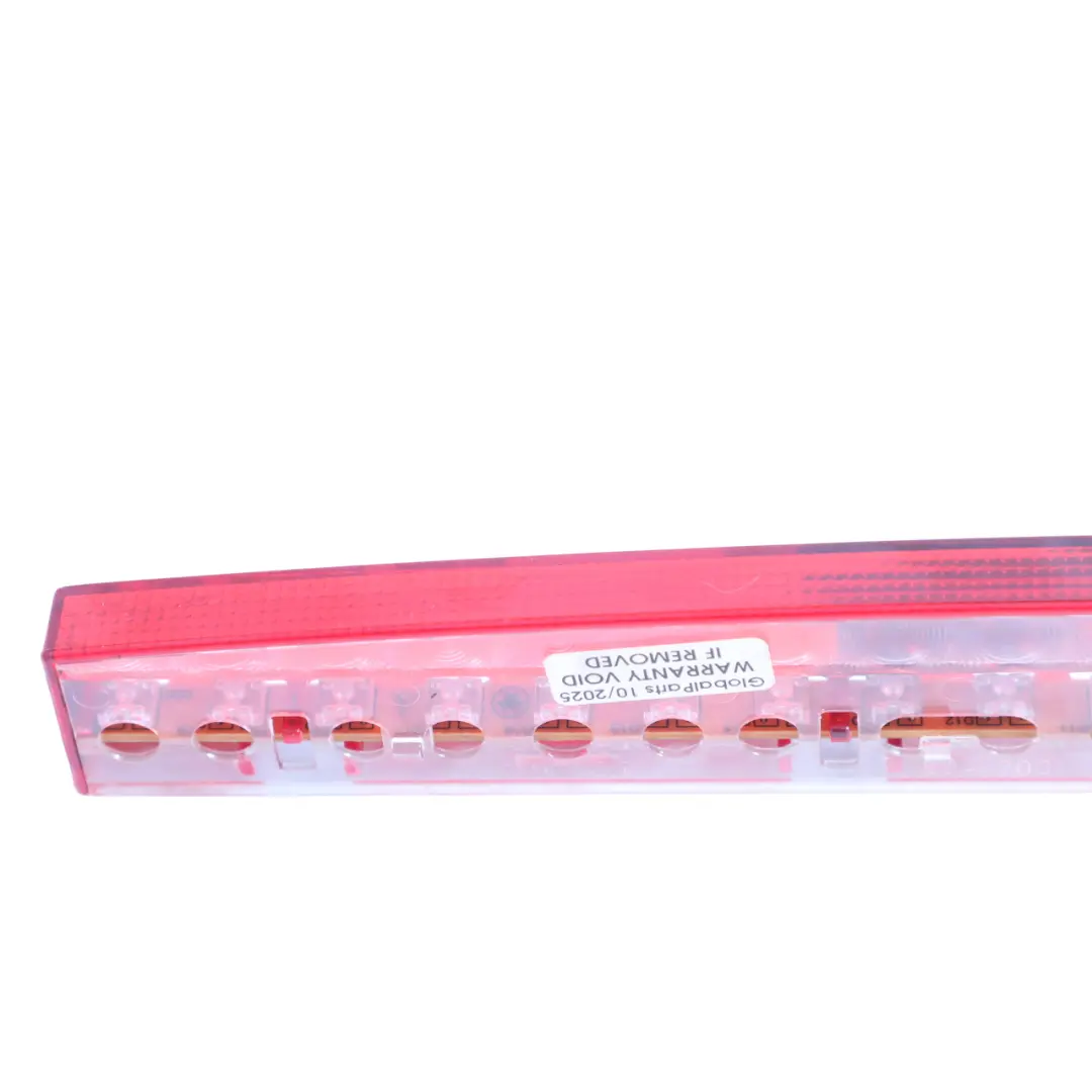 Sedán Trasera Tercera Luz Freno Stop Central Roja para Audi A4 B6 B7 con número de pieza 8E5945097C Audi A4 B6 B7 Sedán Trasera Tercera Luz Freno Stop Central Roja - SKU 8E5945097C - Número de pieza 8E5945097C
