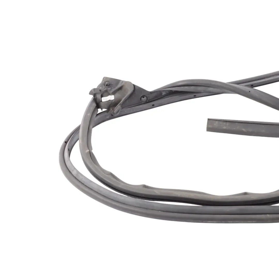 8F Cabrio Door Seal Gasket Rubber Gasket Outer Right O/S to Audi A5 with Part number 8F0837912 Audi A5 8F Cabrio Door Seal Gasket Rubber Gasket Outer Right O/S - SKU 8F0837912 - Part number 8F0837912