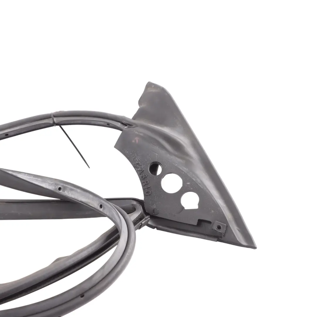 8F Cabrio Porta Guarnizione Gomma Esterna Destra per Audi A5 con numero di parte 8F0837912 Audi A5 8F Cabrio Porta Guarnizione Gomma Esterna Destra - SKU 8F0837912 - Numero di parte 8F0837912