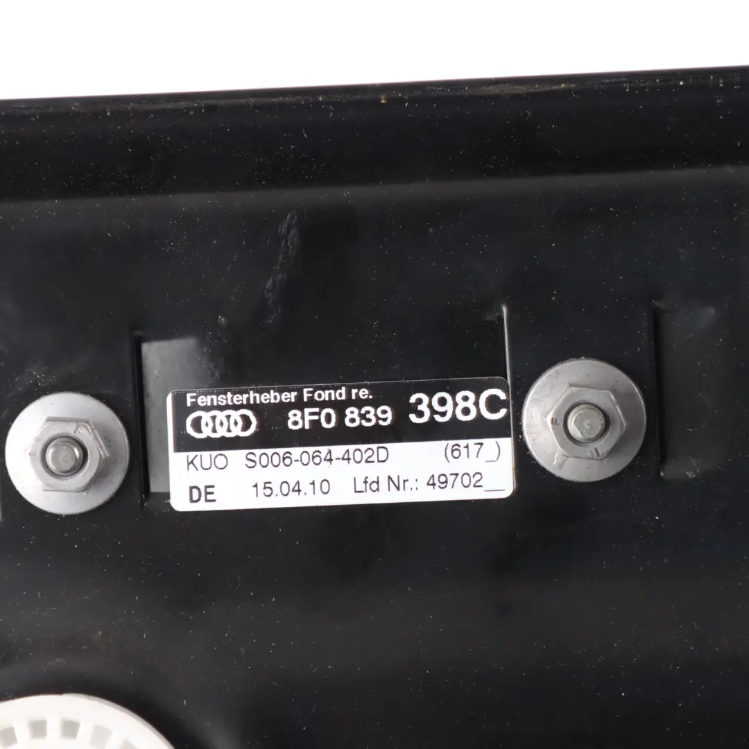 8F Porta Meccanismo Alzacristalli Motore Posteriore Destro 8F0839398C per Audi A5 con numero di parte 8F0839462 Audi A5 8F Porta Meccanismo Alzacristalli Motore Posteriore Destro 8F0839398C - SKU 8F0839462 - Numero di parte 8F0839462