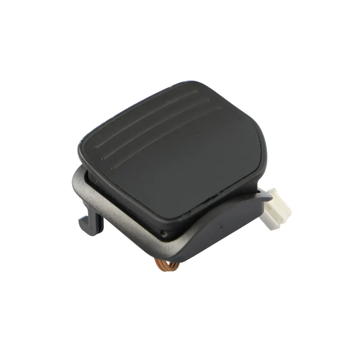 Lenkrad Schaltwippen Plus Rechts Oben für Audi A3 S3 8P TT 8J mit Teilenummer 8J0951528A Audi A3 S3 8P TT 8J Lenkrad Schaltwippen Plus Rechts Oben - SKU 8J0951528A-1 - Teilenummer 8J0951528A