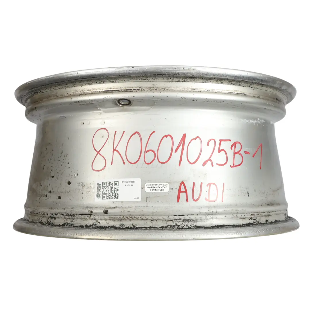Audi A4 B8 A5 8T Silberne Leichtmetallfelge Alufelge 17" ET:45 7,5J - SKU 8K0601025B-1 - Teilenummer 8K0601025B