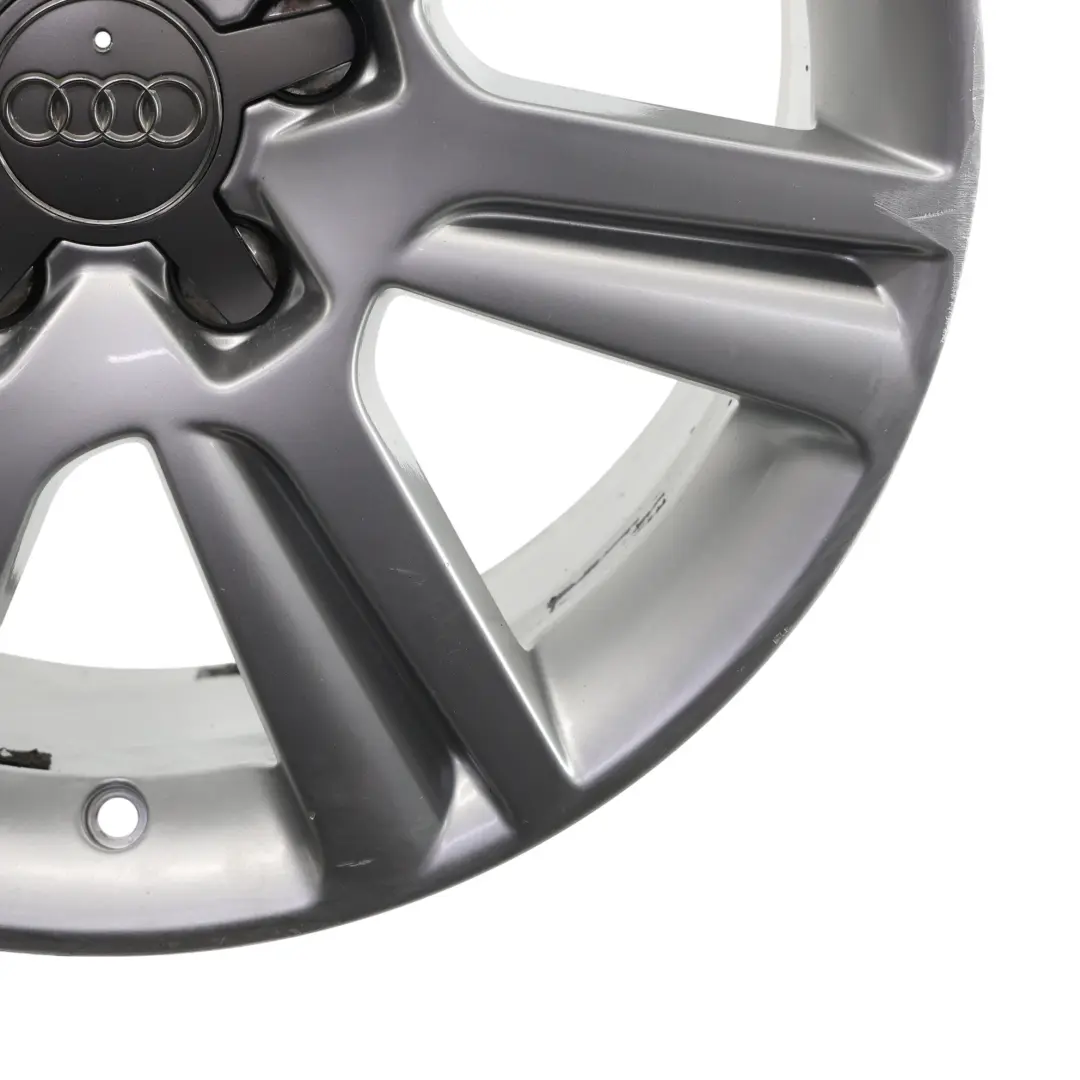 Audi A4 B8 A5 8T Srebrna Felga Aluminiowa 17" ET:45 7,5J - SKU 8K0601025B-1 - Numer Części 8K0601025B
