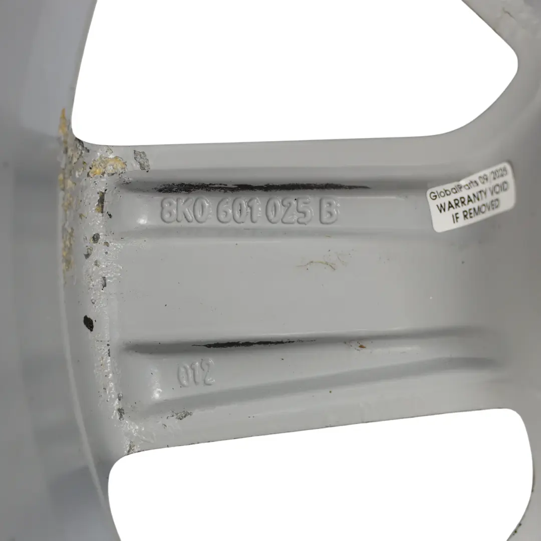 Audi A4 B8 A5 8T Srebrna Felga Aluminiowa 17" ET:45 7,5J 8K0601025B - SKU 8K0601025B-2 - Numer Części 8K0601025B-2