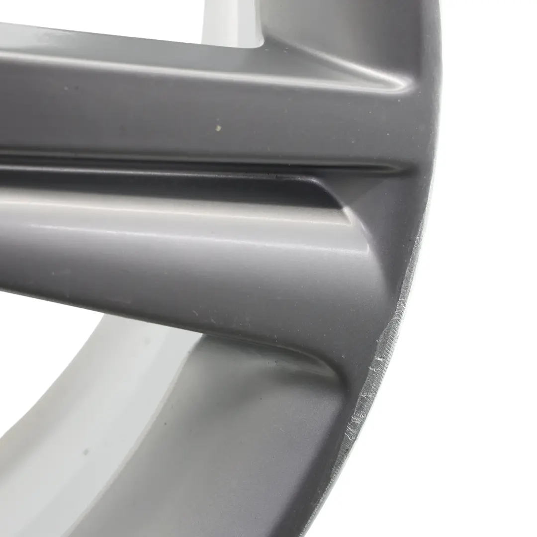 Audi A4 B8 A5 8T Srebrna Felga Aluminiowa 17" ET:45 7,5J 8K0601025B - SKU 8K0601025B-2 - Numer Części 8K0601025B-2