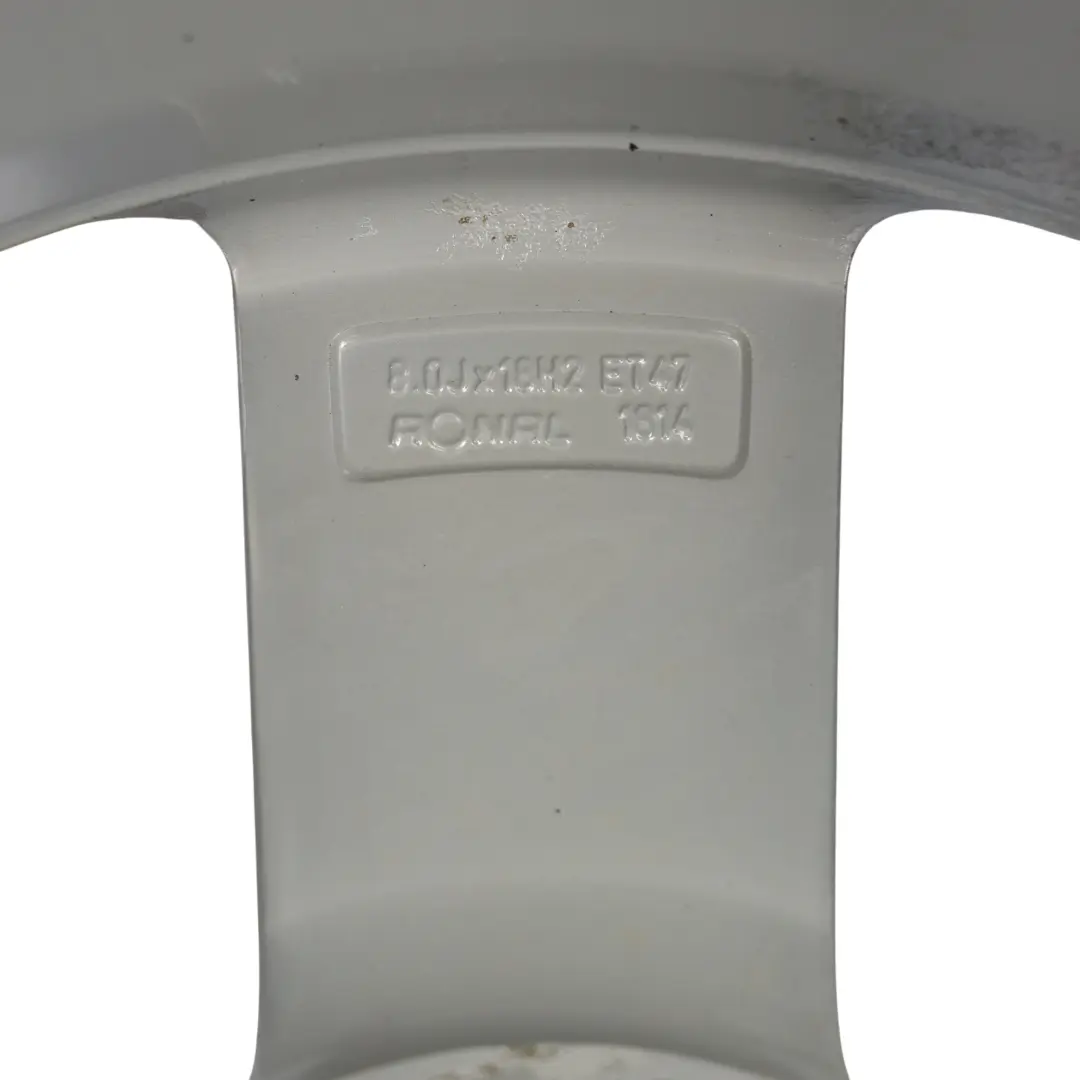 Audi A4 B8 Felga Aluminiowa Srebrna 18" ET:47 8J Star Spoke - SKU 8K0601025Q-2 - Numer Części 8K0601025Q