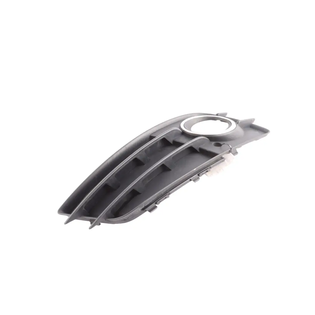 Audi A4 B8 Kratka Zderzaka Lampy Przeciwmgielnej Lewy Przód - SKU 8K0807681C - Numer Części 8K0807681C