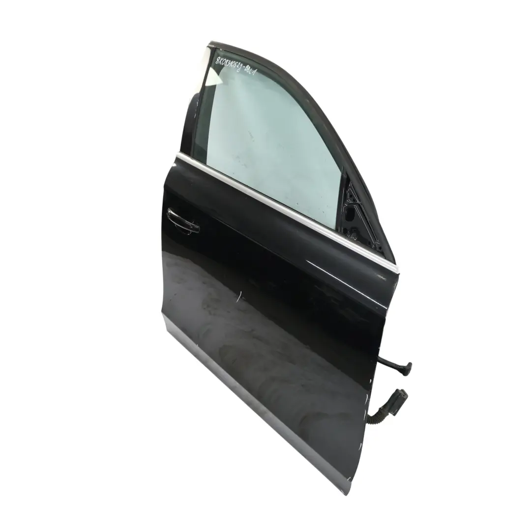 Drzwi Prawe Przednie Brilliant Black Czarny Metalik - Y9B do Audi A4 B8 o numerze 8K0831052J Audi A4 B8 Drzwi Prawe Przednie Brilliant Black Czarny Metalik - Y9B - SKU 8K0831052J-BBL1 - Numer Części 8K0831052J