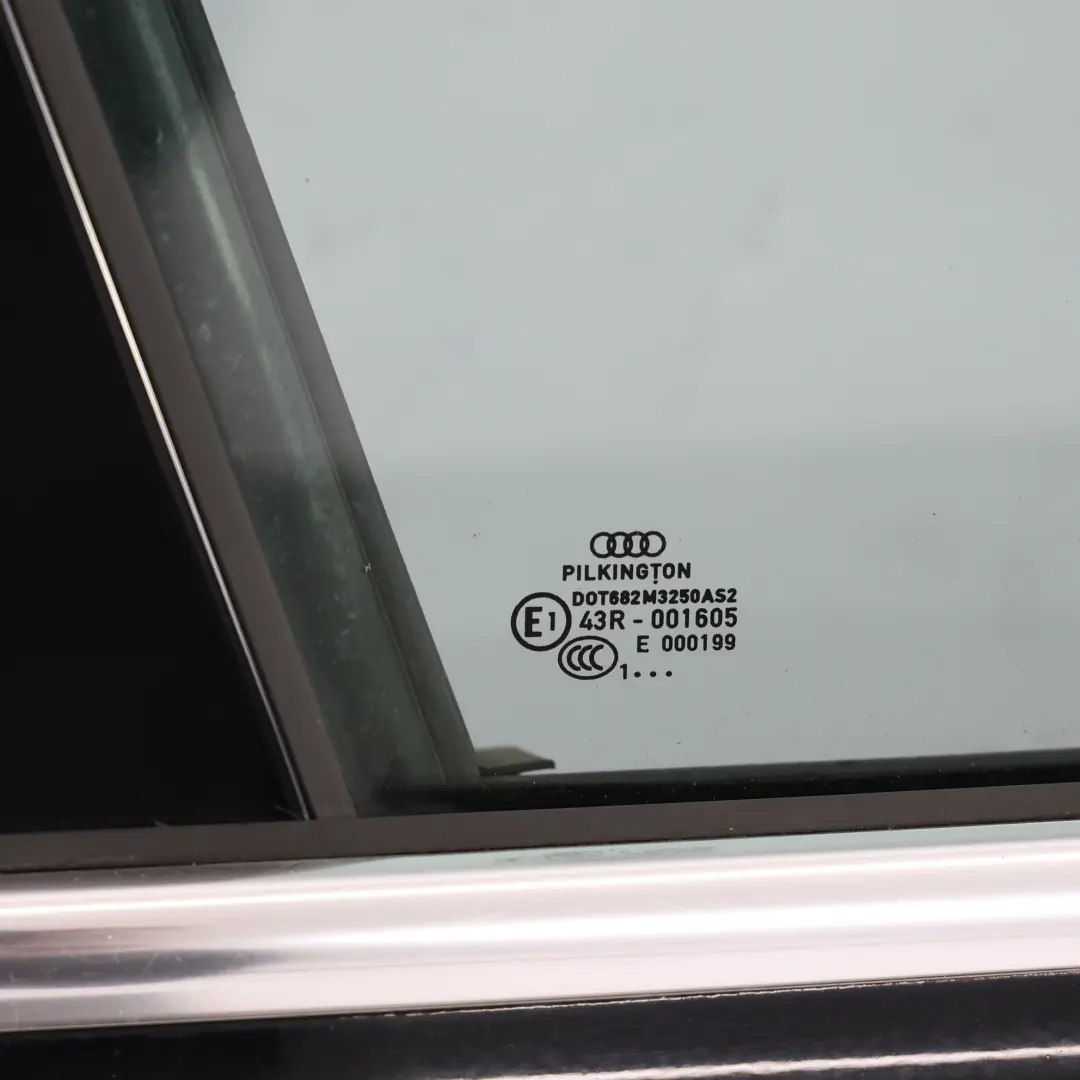 Audi A4 B8 Drzwi Prawe Przednie Brilliant Black Czarny Metalik - Y9B - SKU 8K0831052J-BBL1 - Numer Części 8K0831052J