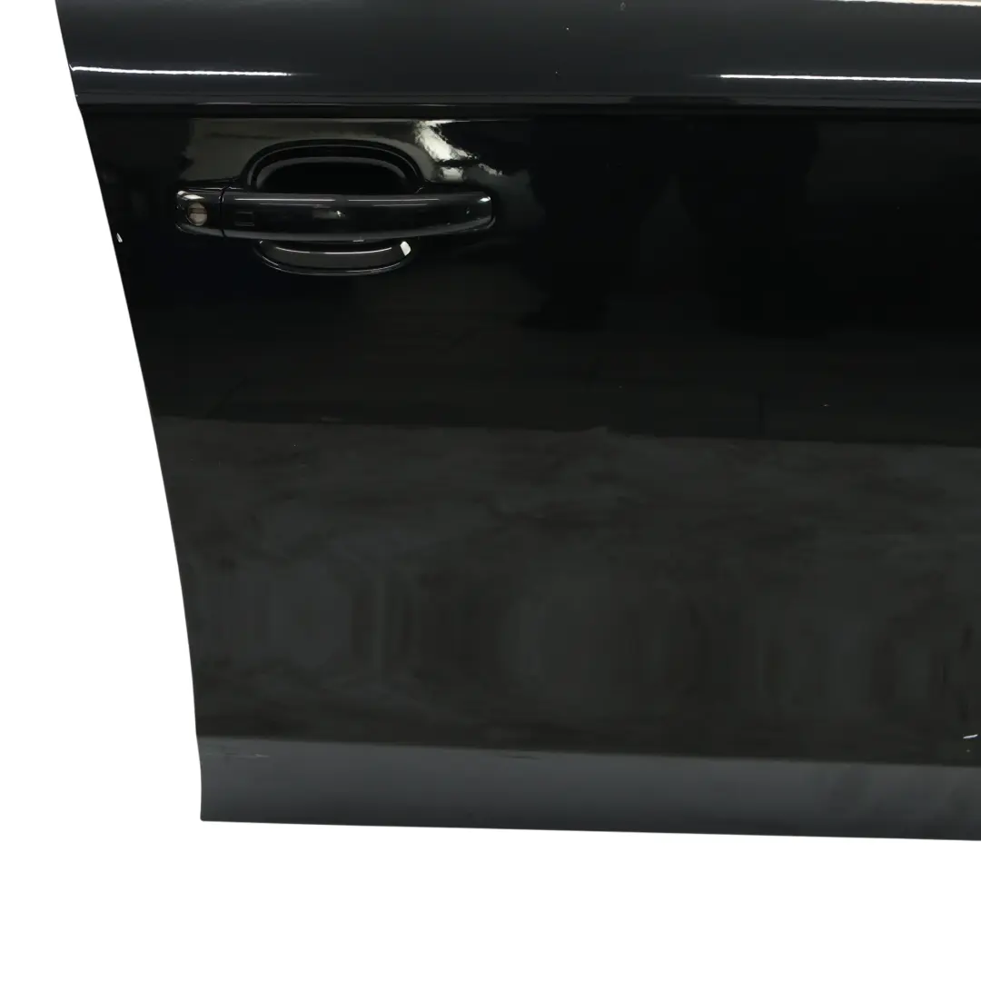 Drzwi Przednie Prawe Brilliant Black Czarny Metalik - LY9B do Audi A4 B8 o numerze 8K0831052J Audi A4 B8 Drzwi Przednie Prawe Brilliant Black Czarny Metalik - LY9B - SKU 8K0831052J-PHB1 - Numer Części 8K0831052J