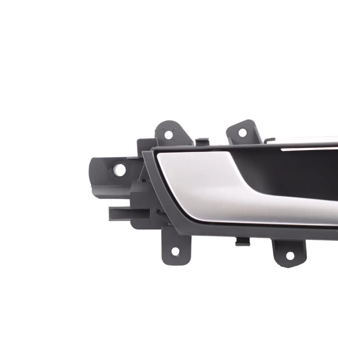 Audi A4 B8 Poignée Porte Arrière Gauche Argentée - SKU 8K0839019-1 - Numéro de pièce 8K0839019E