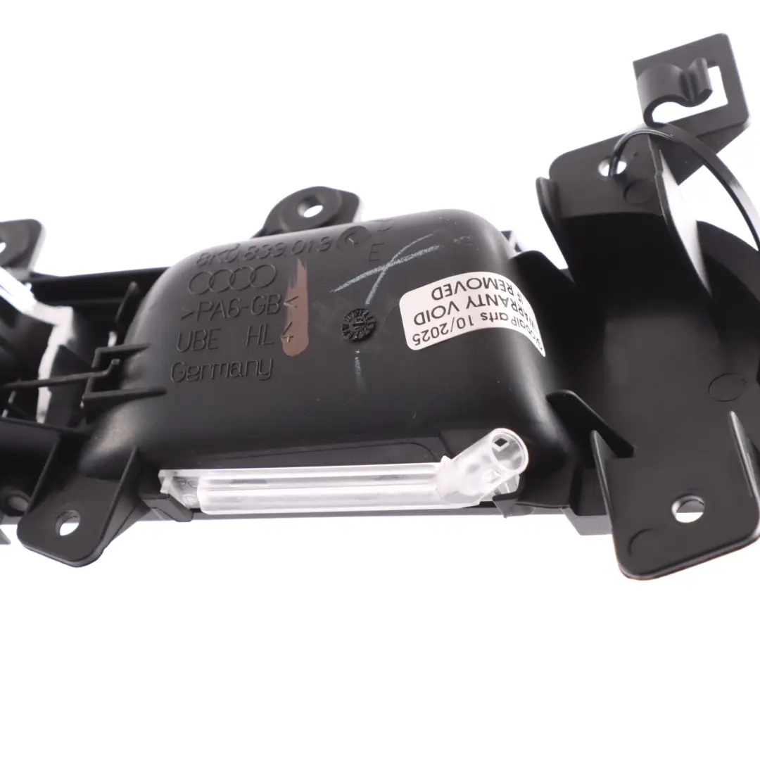 Poignée Porte Arrière Gauche Argentée pour Audi A4 B8 à propos du numéro de pièce 8K0839019E Audi A4 B8 Poignée Porte Arrière Gauche Argentée - SKU 8K0839019-1 - Numéro de pièce 8K0839019E