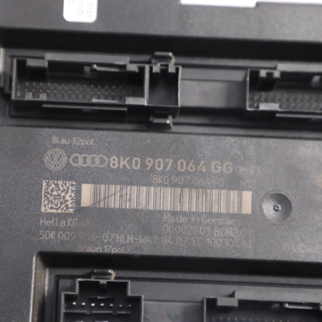 Body Control Comfort Unit Module BCM Convenience Unit ECU to Audi A4 B8 with Part number 8K0907064GG Audi A4 B8 Body Control Comfort Unit Module BCM Convenience Unit ECU - SKU 8K0907064GG - Part number 8K0907064GG