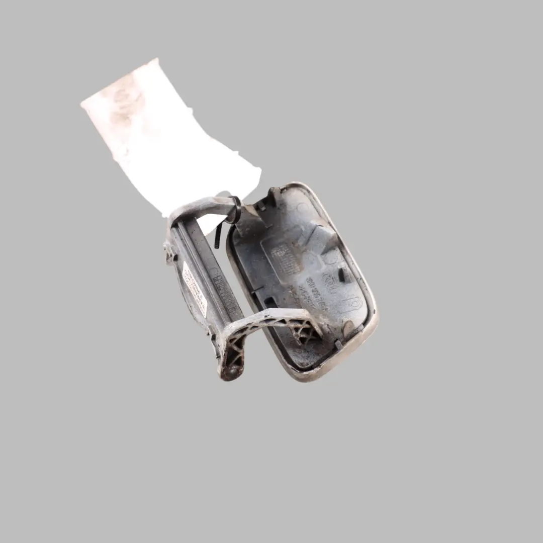 Headlight Washer Cover Cap Trim Left N/S Ibis White - Y9C to Audi A4 B8 with Part number 8K0955275A Audi A4 B8 Headlight Washer Cover Cap Trim Left N/S Ibis White - Y9C - SKU 8K0955275A-IWH - Part number 8K0955275A