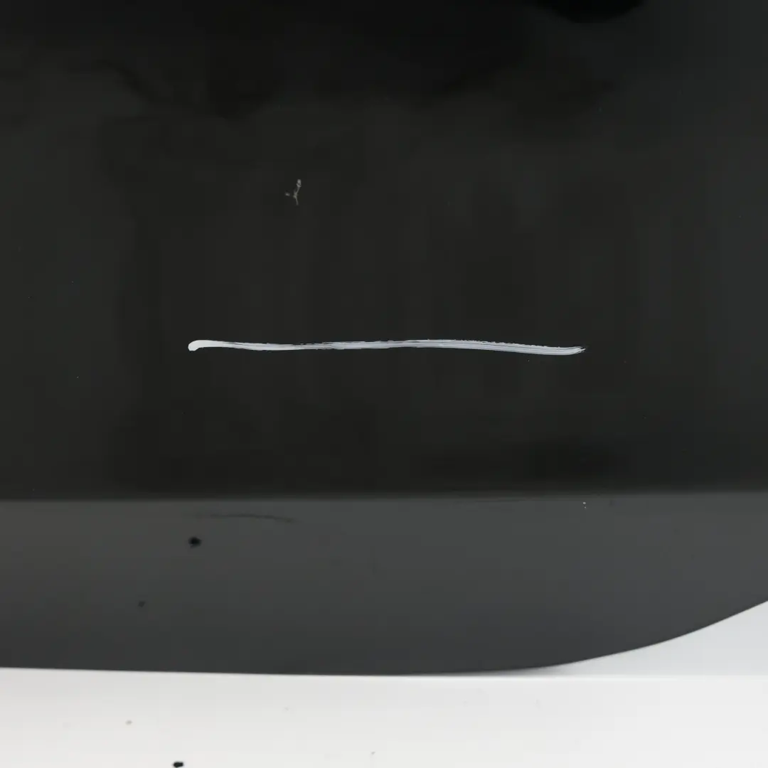 Tür Hinten Links Brilliant Black Schwarz Metallic - Y9B für Audi A4 A8 Limousine mit Teilenummer 8K5833051D Audi A4 A8 Limousine Tür Hinten Links Brilliant Black Schwarz Metallic - Y9B - SKU 8K5833051D-BBL1 - Teilenummer 8K5833051D