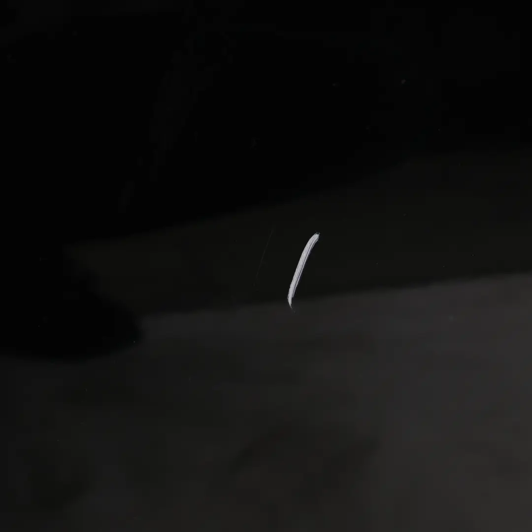 Drzwi Prawe Tylne Brilliant Black Metallic - Y9B do Audi A4 A8 Sedan o numerze 8K5833052D Audi A4 A8 Sedan Drzwi Prawe Tylne Brilliant Black Metallic - Y9B - SKU 8K5833052D-BBL1 - Numer Części 8K5833052D