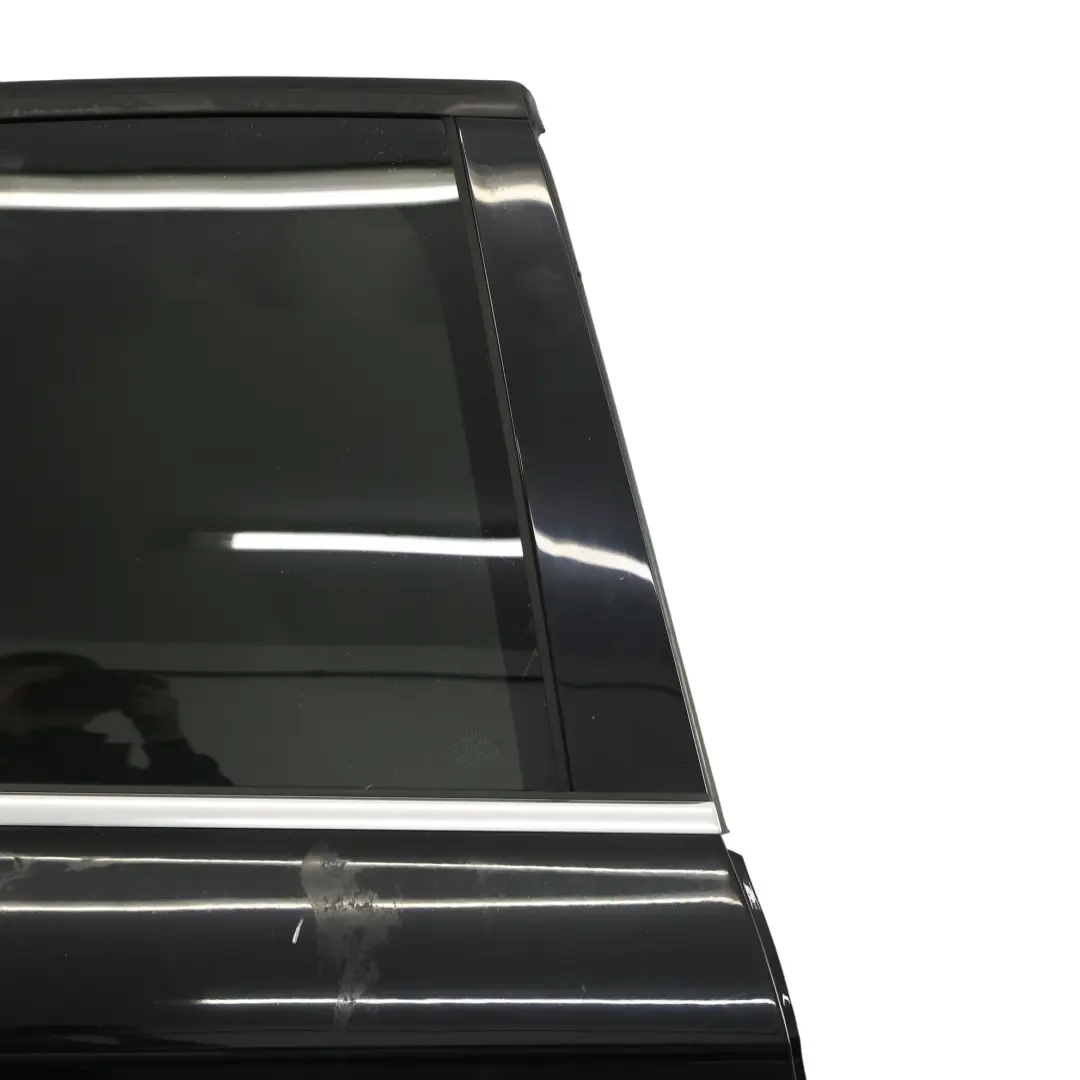 Arrière Droite Brilliant Black Metallic Noir - Y9B pour Audi A4 A8 Limousine Porte à propos du numéro de pièce 8K5833052D Audi A4 A8 Limousine Porte Arrière Droite Brilliant Black Metallic Noir - Y9B - SKU 8K5833052D-BBL1 - Numéro de pièce 8K5833052D