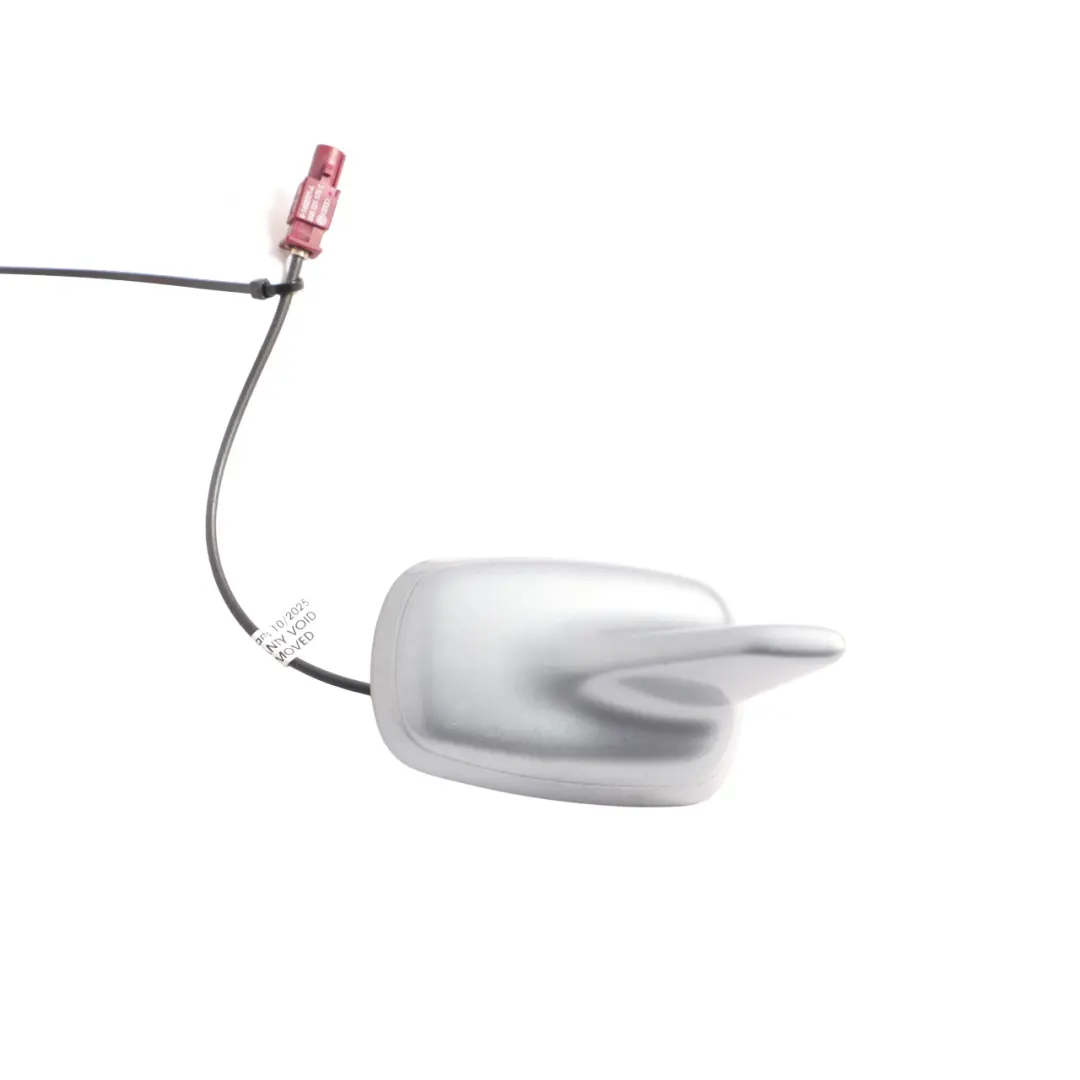 Roof Aerial GPS Antenna Shark Amplifier Monza Silver - X7V to Audi A4 B8 with Part number 8K9035503D Audi A4 B8 Roof Aerial GPS Antenna Shark Amplifier Monza Silver - X7V - SKU 8K9035503D-MSIL - Part number 8K9035503D