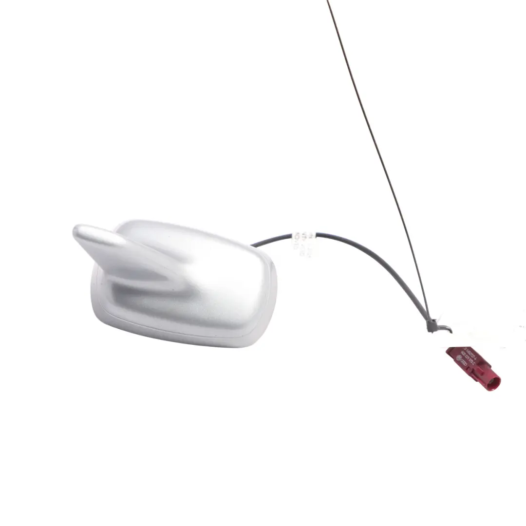 Roof Aerial GPS Antenna Shark Amplifier Monza Silver - X7V to Audi A4 B8 with Part number 8K9035503D Audi A4 B8 Roof Aerial GPS Antenna Shark Amplifier Monza Silver - X7V - SKU 8K9035503D-MSIL - Part number 8K9035503D