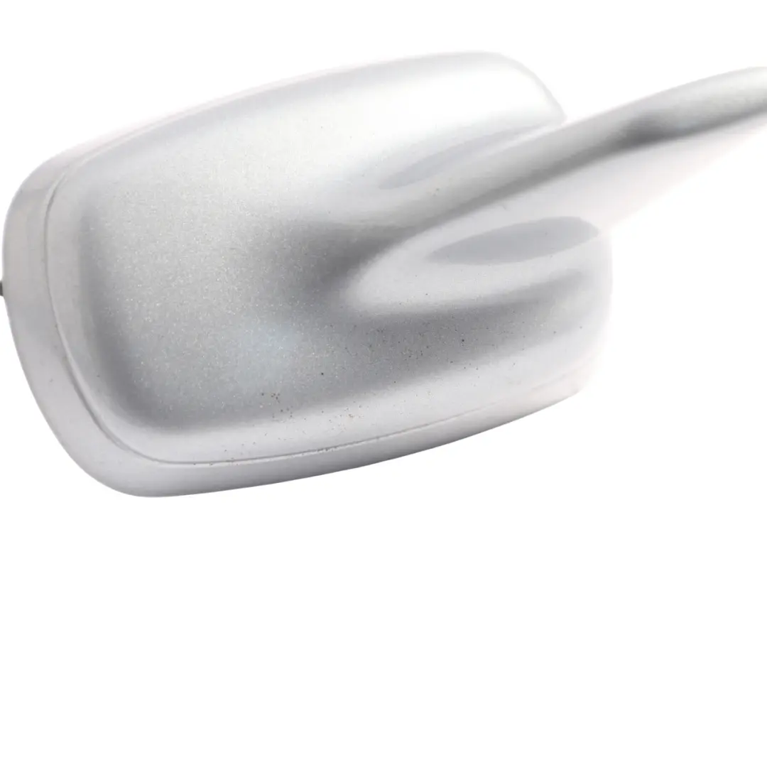 Roof Aerial GPS Antenna Shark Amplifier Monza Silver - X7V to Audi A4 B8 with Part number 8K9035503D Audi A4 B8 Roof Aerial GPS Antenna Shark Amplifier Monza Silver - X7V - SKU 8K9035503D-MSIL - Part number 8K9035503D