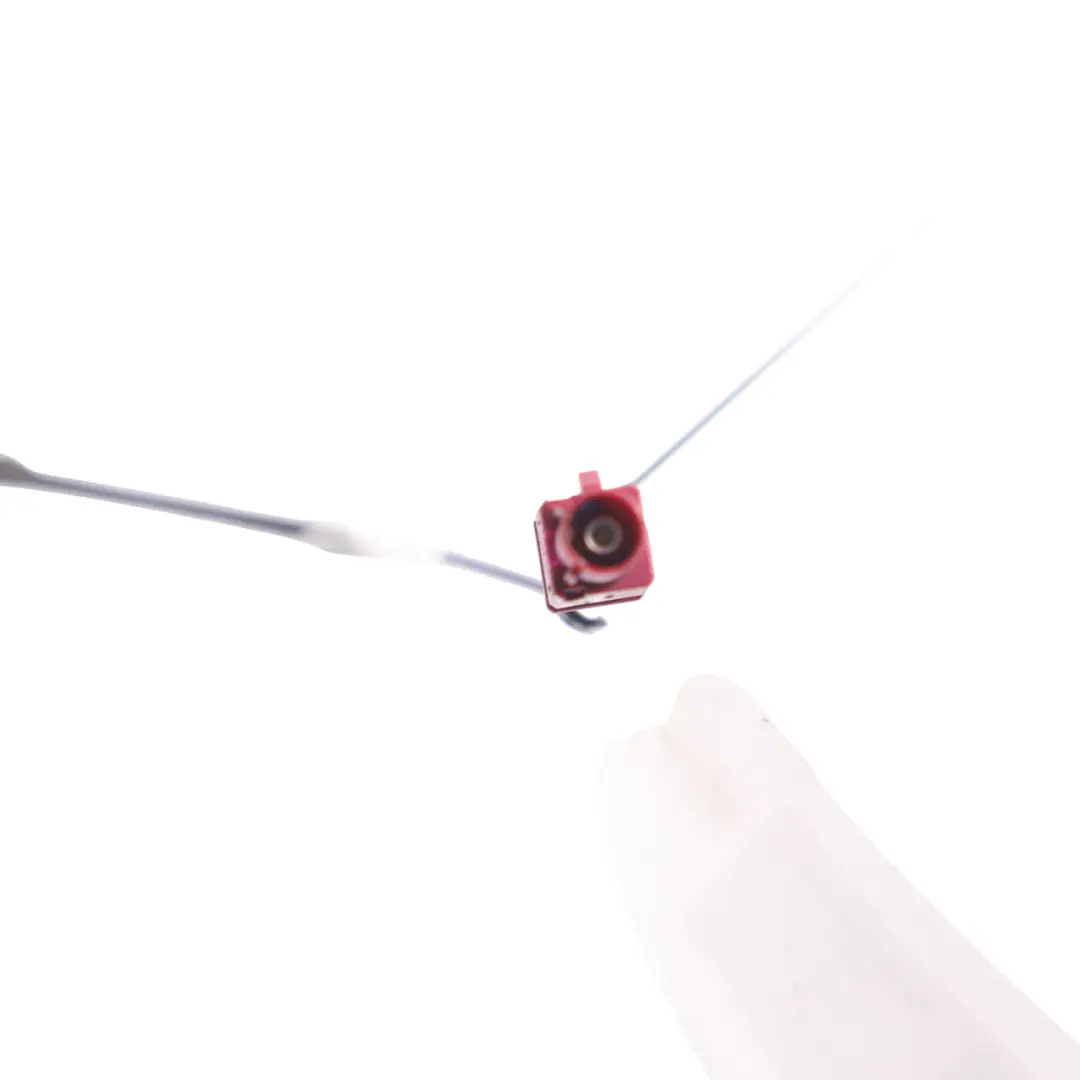 Audi A4 B8 Roof Aerial GPS Antenna Shark Amplifier Monza Silver - X7V - SKU 8K9035503D-MSIL - Part number 8K9035503D