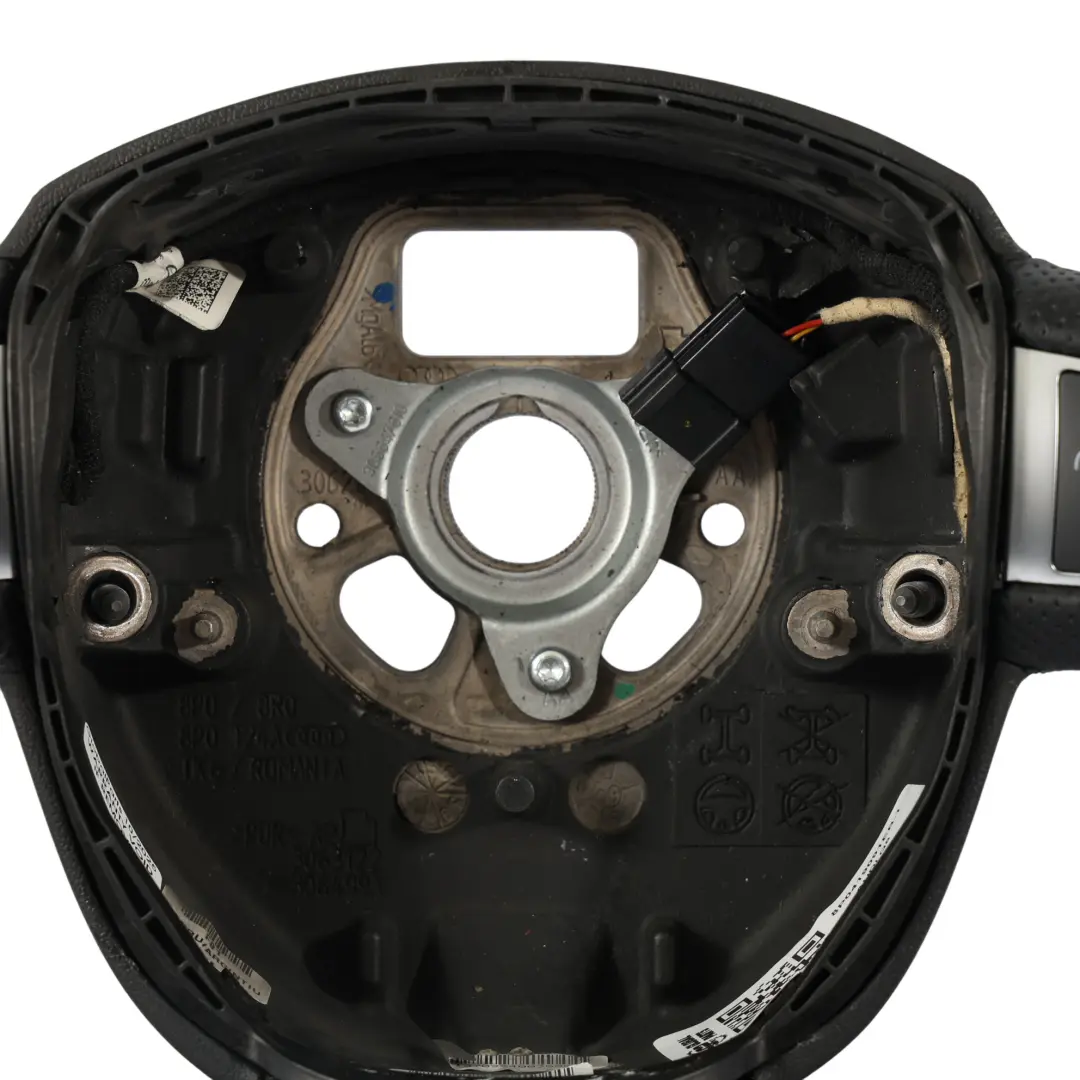 NUOVO Pelle Nera per Audi A3 8P A5 8T Q5 8R Volante S-Line con numero di parte 8P0419091EB Audi A3 8P A5 8T Q5 8R Volante S-Line NUOVO Pelle Nera - SKU 8P0419091EB-1 - Numero di parte 8P0419091EB