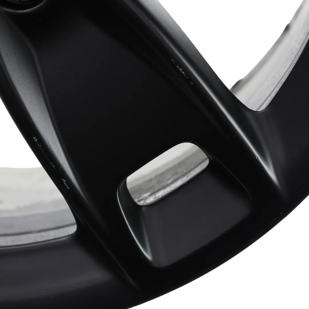 Felga Aluminiowa Czarna 17" 7,5J ET:56 do Audi A3 8P o numerze 8P0601025BL Audi A3 8P Felga Aluminiowa Czarna 17" 7,5J ET:56 - SKU 8P0601025BL-6 - Numer Części 8P0601025BL