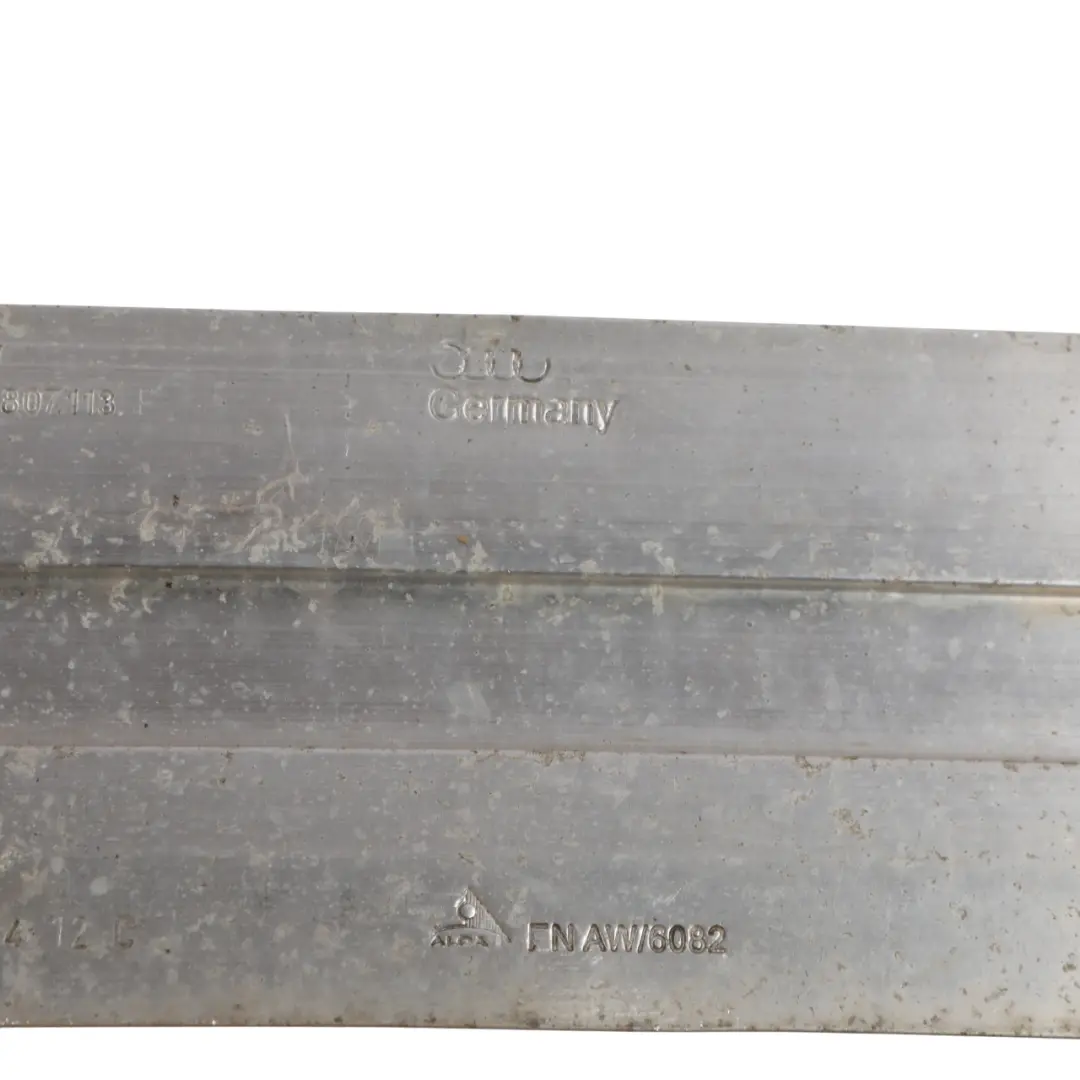 Paraurti Anteriore Rinforzo Supporto Barra D'Urto per Audi A3 8P con numero di parte 8P0807113F Audi A3 8P Paraurti Anteriore Rinforzo Supporto Barra D'Urto - SKU 8P0807113F-1 - Numero di parte 8P0807113F