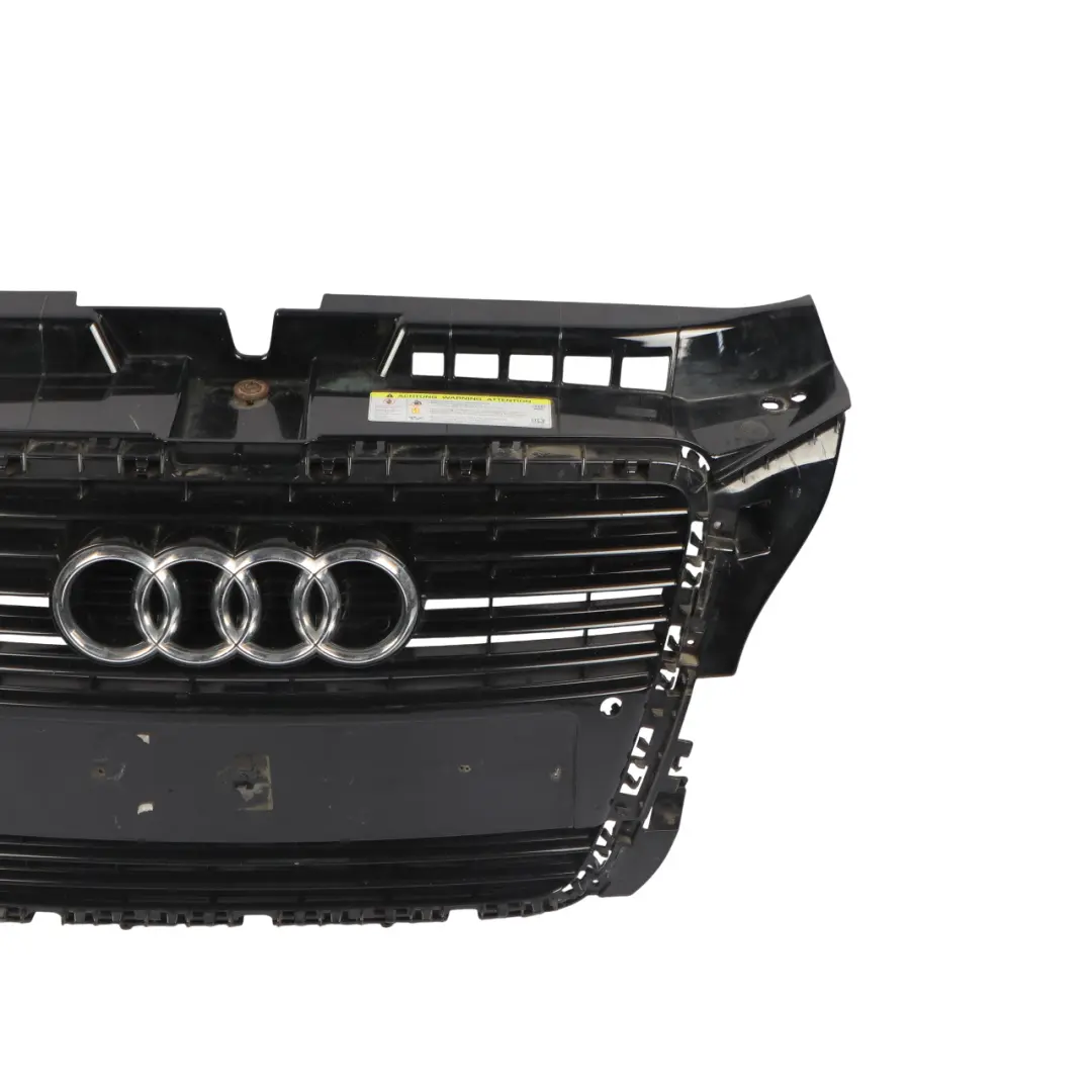 Atrapa Grill Chłodnicy Kratka Przód do Audi A3 8P o numerze 8P0853651N Audi A3 8P Atrapa Grill Chłodnicy Kratka Przód - SKU 8P0853651N-1 - Numer Części 8P0853651N