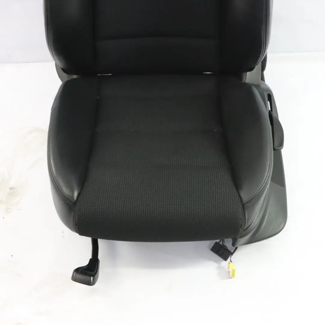 Door S-Line Front Seat Seat Cloth Leather Soul Black Left N/S to Audi A3 8P 3 with Part number 8P0881805DE Audi A3 8P 3 Door S-Line Front Seat Seat Cloth Leather Soul Black Left N/S - SKU 8P0881805DE - Part number 8P0881805DE
