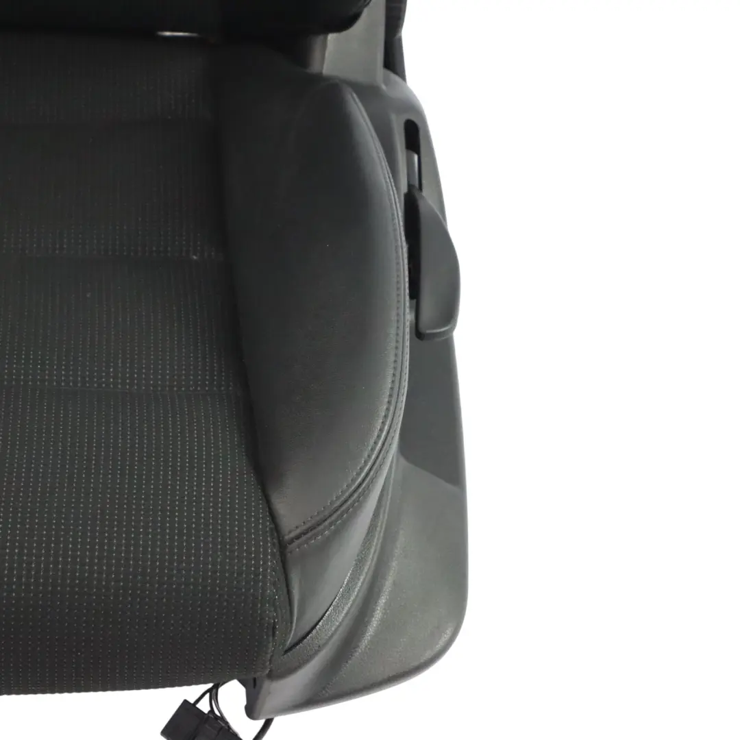 Portes S-Line Siège Avant Tissu Cuir Soul Noir Gauche pour Audi A3 8P 3 à propos du numéro de pièce 8P0881805DE Audi A3 8P 3 Portes S-Line Siège Avant Tissu Cuir Soul Noir Gauche - SKU 8P0881805DE - Numéro de pièce 8P0881805DE