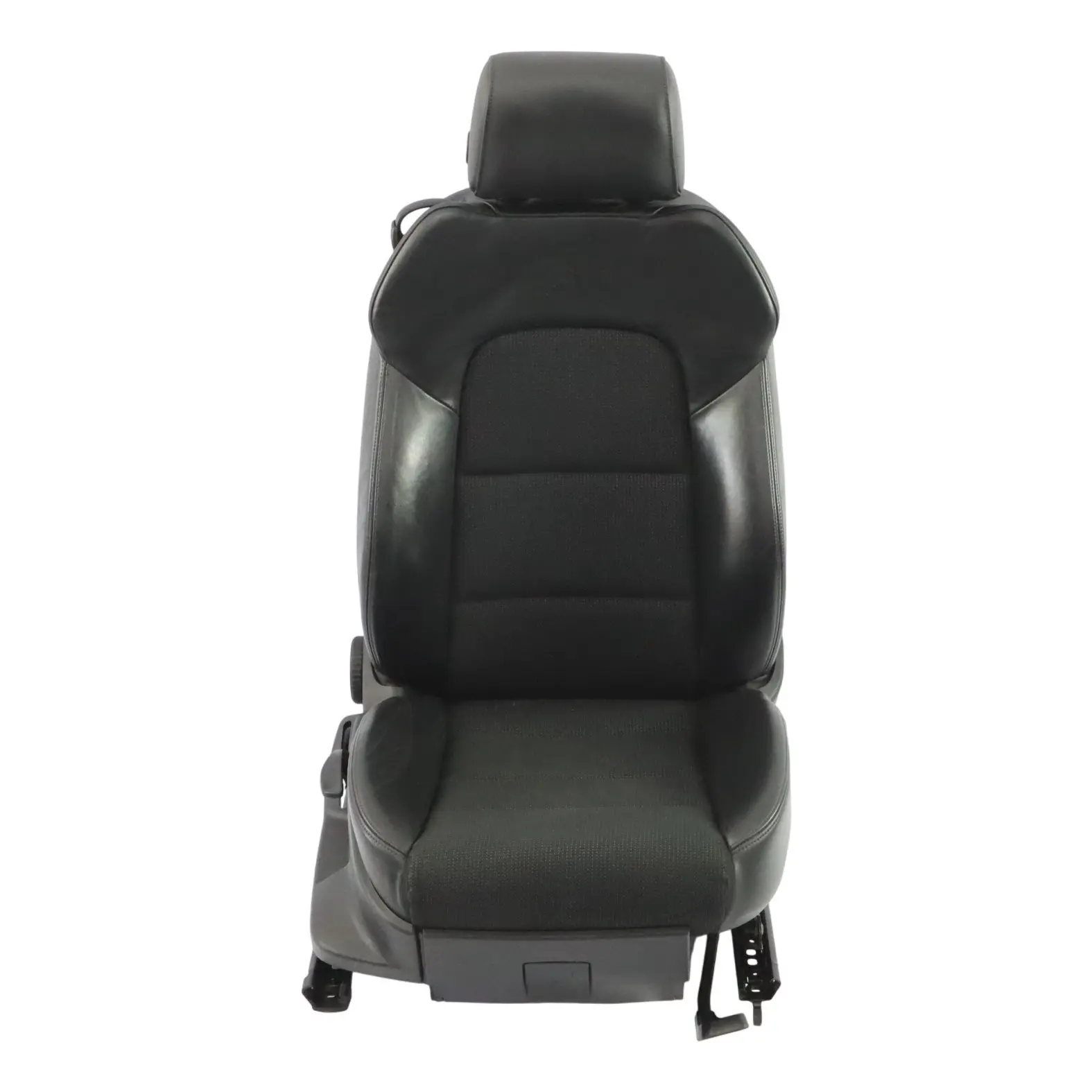 Audi A3 8P 3 Door S-Line Front Seat Seat Cloth Leather Soul Black Right O/S