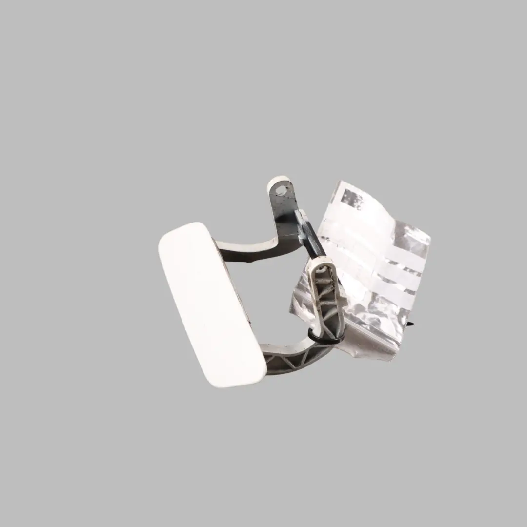 Headlight Lamp Washer Cover Cap Trim Left N/S Ibis White - Y9C to Audi A3 8P with Part number 8P0955275A Audi A3 8P Headlight Lamp Washer Cover Cap Trim Left N/S Ibis White - Y9C - SKU 8P0955275A-IWH - Part number 8P0955275A