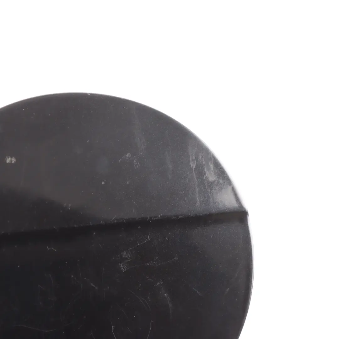 Deckel Einfüll Stutzen Gehäuse Phantom Schwarz - Z9Y für Audi A3 8P Tank mit Teilenummer 8P4809907D Audi A3 8P Tank Deckel Einfüll Stutzen Gehäuse Phantom Schwarz - Z9Y - SKU 8P4809907D-PHB - Teilenummer 8P4809907D