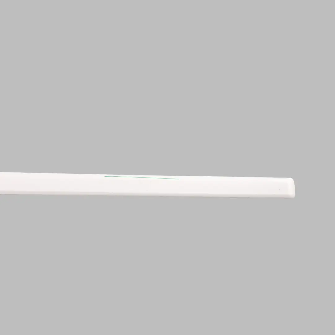 Audi A3 8P Sportback Moldura Puerta Delantera Derecha Blanco Ibis Y9C - SKU 8P4853954A-IWH - Número de pieza 8P4853954A