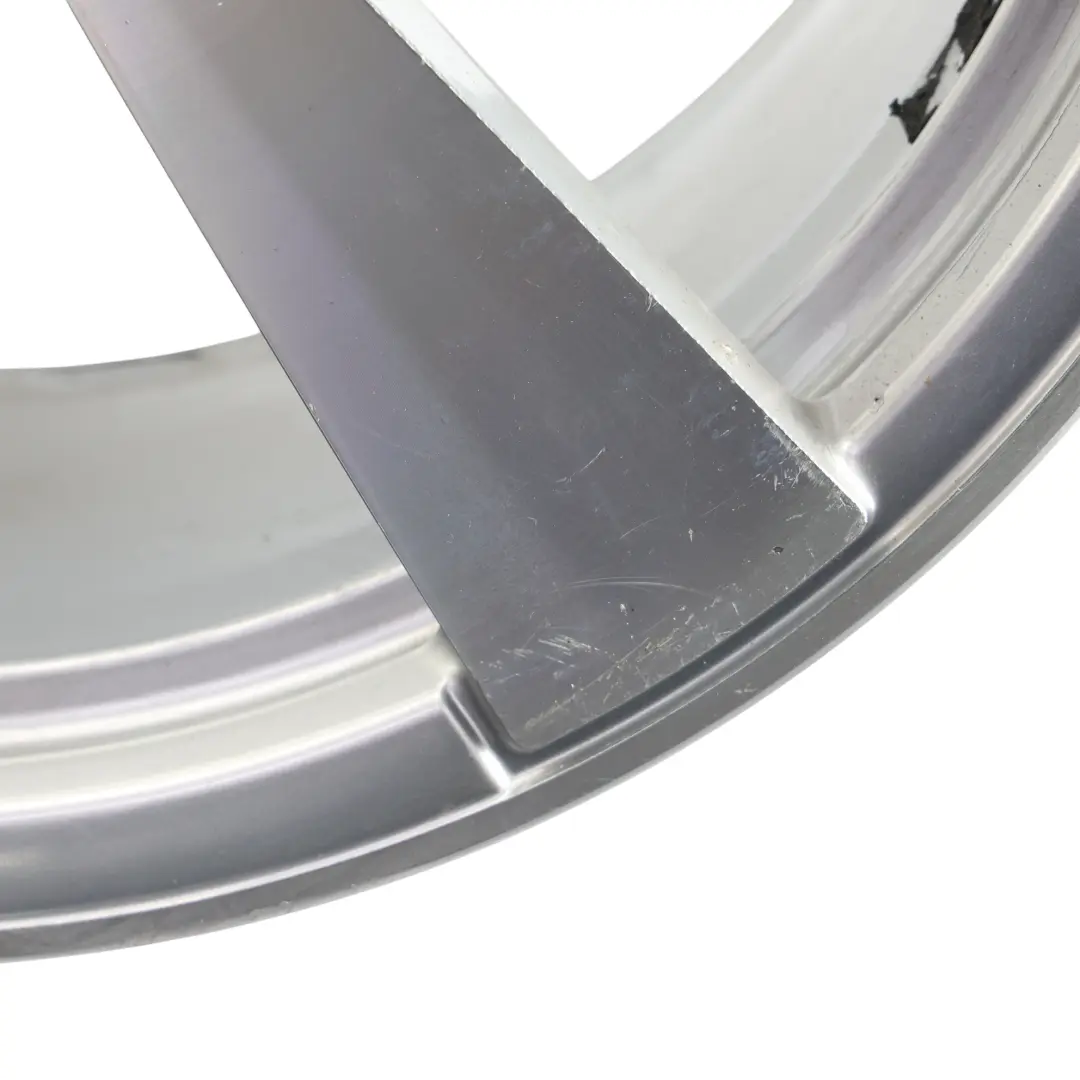 8S Silberne Alufelge Leichtmetallfelge 19" 9J ET:52 für Audi TT FV mit Teilenummer 8S0601025AQ Audi TT FV 8S Silberne Alufelge Leichtmetallfelge 19" 9J ET:52 - SKU 8S0601025AQ-1 - Teilenummer 8S0601025AQ